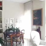 Rent 4 bedroom apartment of 125 m² in Roma