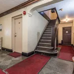 Appartement de 721 m² avec 1 chambre(s) en location à Toronto