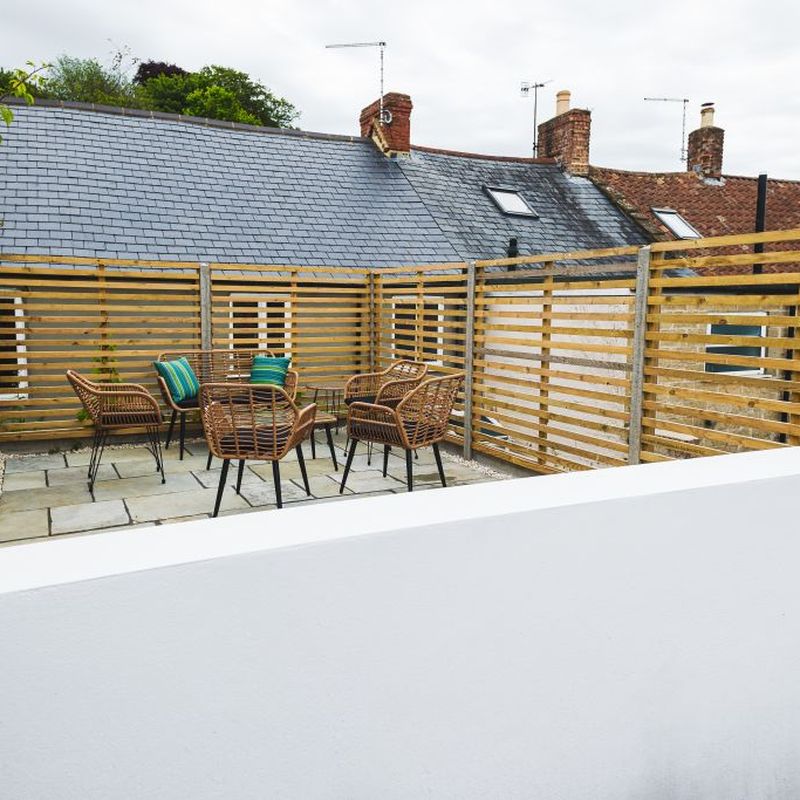 Cathy's Cottage - Modern | Sun Trap Patio | 3 Bed | Central (Has an Apartment) Crewkerne