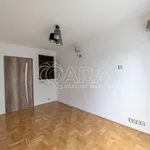 Rent 4 bedroom apartment in Capital City of Prague