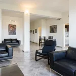 Rent 2 bedroom apartment of 100 m² in Florence