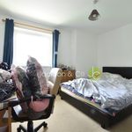 Rent 2 bedroom flat in Colchester