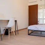 Rent 6 bedroom apartment in Milan