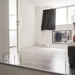 Rent 1 bedroom apartment of 60 m² in milan