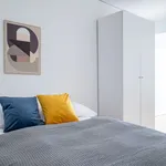 Rent 5 bedroom apartment of 80 m² in Hamburg