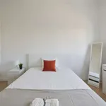 Rent a room in lisbon