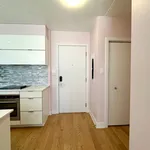 5 bedroom apartment of 796 sq. ft in Montreal