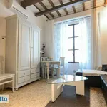 Studio of 40 m² in Florence