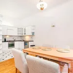 Rent 3 bedroom apartment of 122 m² in Capital City of Prague