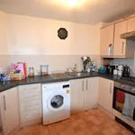 Rent 2 bedroom flat in Winchester