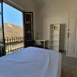 Rent 6 bedroom apartment in Granada