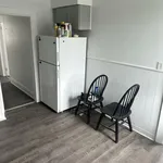 Rent 3 bedroom apartment of 155 m² in Staten Island