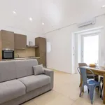 Rent 1 bedroom apartment of 73 m² in naples