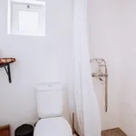 Rent 1 bedroom apartment of 4000 m² in Santiago do Cacém