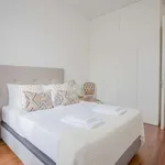 Rent 2 bedroom apartment of 100 m² in porto