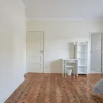 Rent a room in lisbon