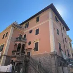 Rent 4 bedroom apartment of 100 m² in Genoa