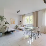 Rent 1 bedroom apartment of 55 m² in Berlin