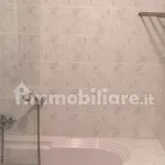 Rent 4 bedroom apartment of 100 m² in Roma