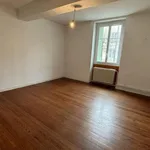 Appartement de 82 m² avec 4 chambre(s) en location à Bourg En Bresse