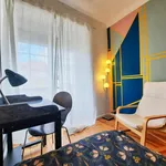 Rent 4 bedroom apartment in Lisbon