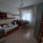 Affitto 4 camera appartamento di 110 m² in Bari