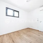 Rent 2 bedroom apartment of 92 m² in Zagreb