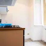 Rent 5 bedroom apartment in Rome