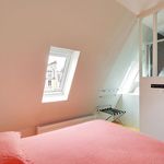 Rent 1 bedroom apartment of 300 m² in Paris