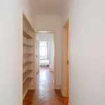 Rent a room in lisbon