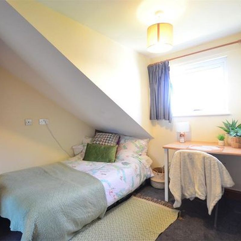 Terraced house to rent in Rose Cottages, Hubert Road, Selly Oak, Birmingham B29 Bournbrook