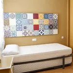 Rent a room in Granada