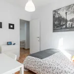 Rent 4 bedroom apartment in Valencia