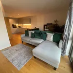 Rent 2 bedroom flat in Bristol