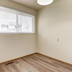 Appartement de 1227 m² avec 3 chambre(s) en location à Edmonton