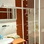 Appartement de 118 m² avec 4 chambre(s) en location à Poitiers