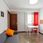 Rent 5 bedroom apartment in Valencia