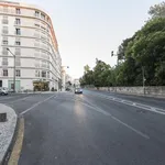 Rent 4 bedroom apartment in Lisbon