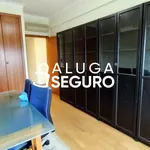 Rent 3 bedroom apartment of 114 m² in Seixal