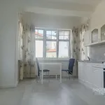 Pronajměte si 1 ložnic/e byt o rozloze 27 m² v Praha