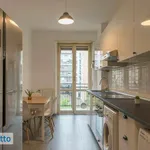 Rent 5 bedroom apartment of 100 m² in Milan