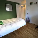 Rent 2 bedroom apartment of 603 m² in London