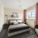 Rent 3 bedroom house in Bromley