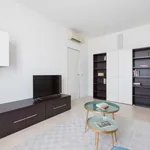 Rent 2 bedroom apartment of 85 m² in milan