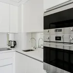 Rent 2 bedroom apartment of 67 m² in Lisbon