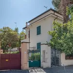 Rent 5 bedroom house of 570 m² in Roma