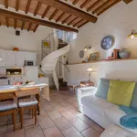 Rent 2 bedroom apartment of 80 m² in Cortona