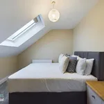 Rent 2 bedroom flat in Belfast