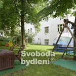 Pronajměte si 3 ložnic/e byt o rozloze 75 m² v Prague