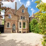 Rent 7 bedroom flat in Oxford